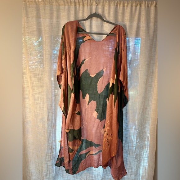 Ruggine Pink, Peach, and Green Artsy Kimino. - Picture 13 of 15